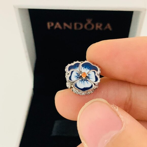 ✨🔥Pandora Blue Pansy Flower Charm - Picture 1 of 10